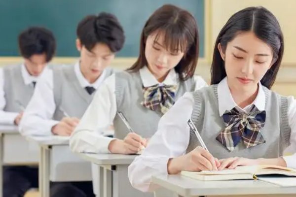 高中生综合素质评价怎么写？