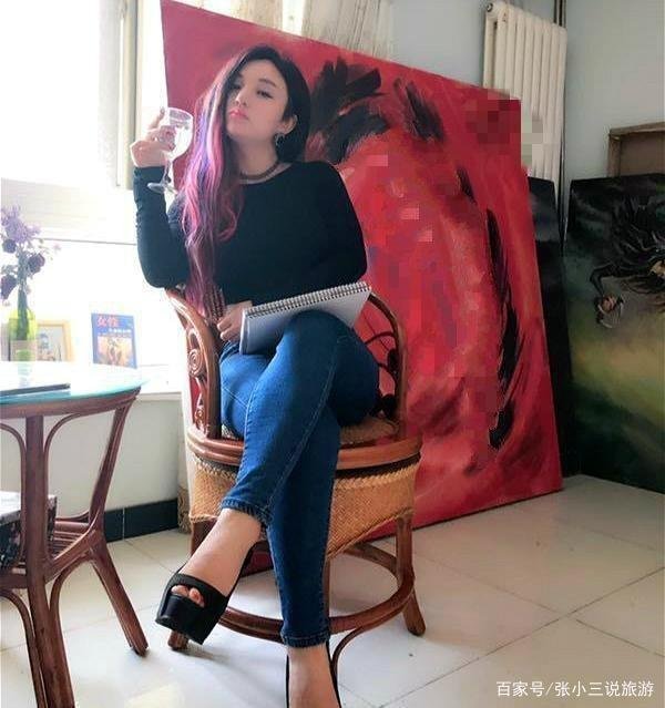 八零后女画家，画人体裸画备受争议，作品大胆直白让人难接受，后来咋样啦？