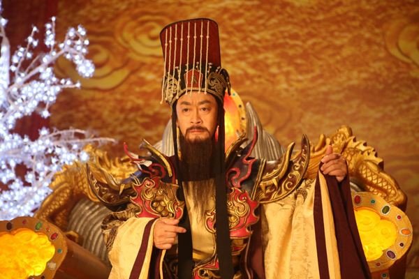 西游记中，佑圣真君不是雷尊为啥能直接调动三十六雷将？