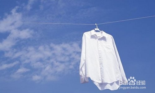 去除白衣服染色的小窍门是什么?
