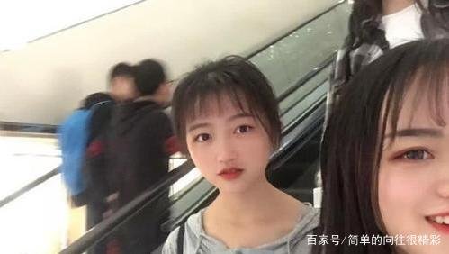 “漂亮妹妹”梁小友:从“土”丫头变大“网红”,为何还认明星当哥哥?