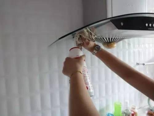 怎样制作油烟机清洗剂?