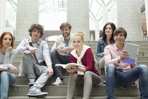 青春青春你别走啊我美好的芳华歌词