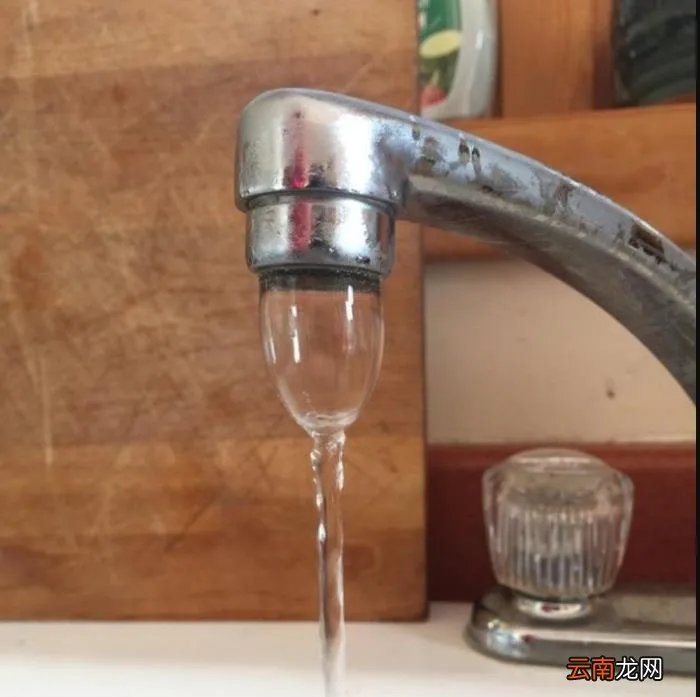 13张视觉错误照片 视觉错误图片