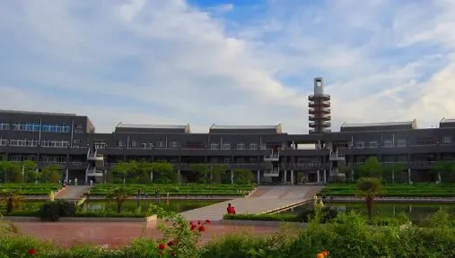 二本降分录取的学校