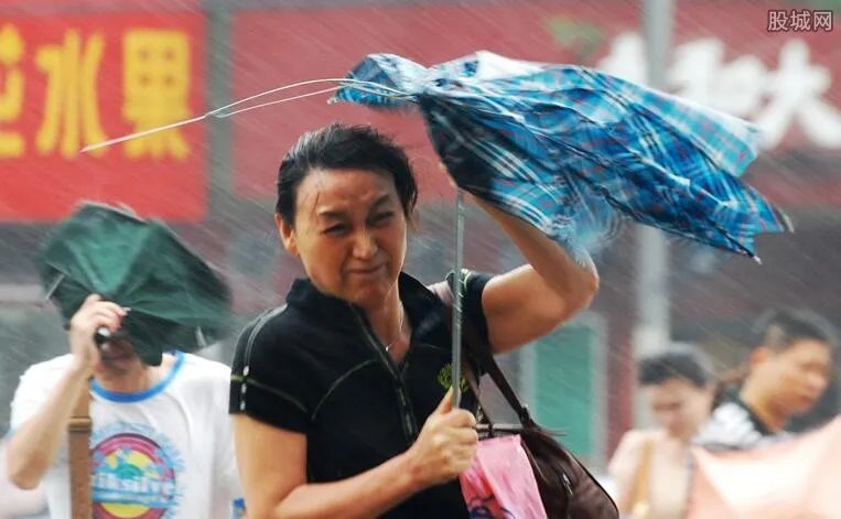 2018年台风山竹最新消息 惠州变水城损失已超5亿