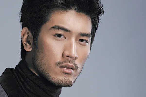 全球十大最性感的超级男模，大卫·甘迪第一(帅到合不拢腿)