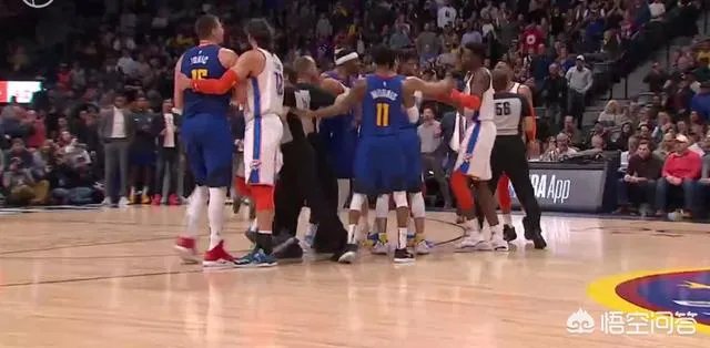 掘金穆雷和谁争首发