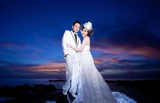 百合网婚介怎么收费 成都婚介所收费多少呢