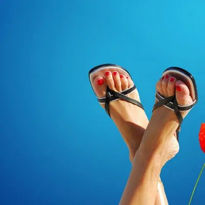 脚后跟骨裂的症状