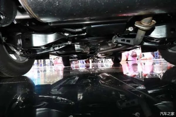 日产旗舰SUV买沙发送车 实拍2021款楼兰 最低只要20万