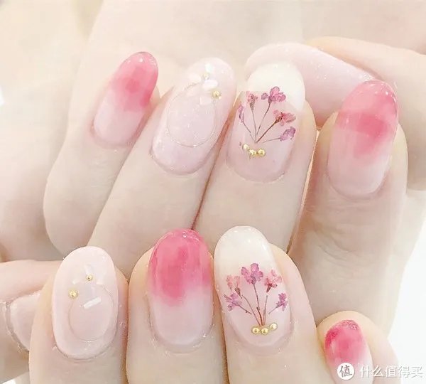 美甲图片2020新款式