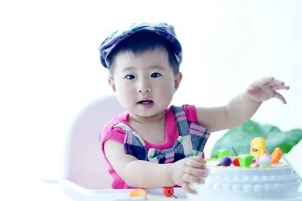 乳铁蛋白对宝宝有什么好处