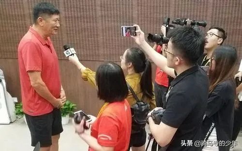 恒大女排这几年投入资金不少，联赛成绩一直不太好，原因何在？