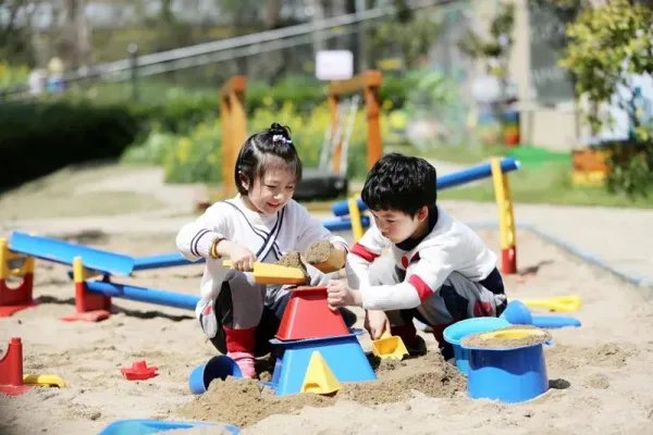 上海要求学科类培训机构一律不得上市融资，教育行业该何去何从？