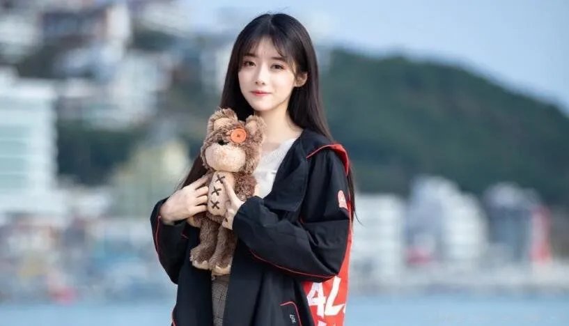 7月15鬼节出生的男孩好吗 性格特点怎样