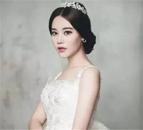最新流行新娘发型图片欣赏 新娘发型推荐
