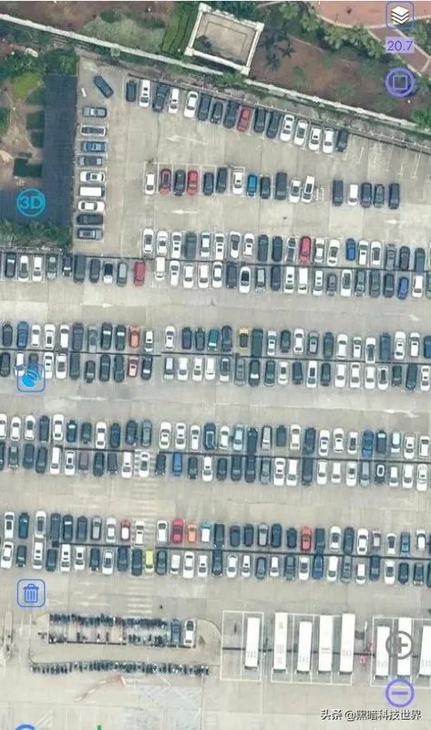 请问更新最快的卫星地图是哪款。最好是几天或者更快更新的。谢谢？