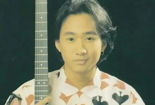 黄家驹死亡真相:舞台上不慎坠地而亡(传闻另有隐情)