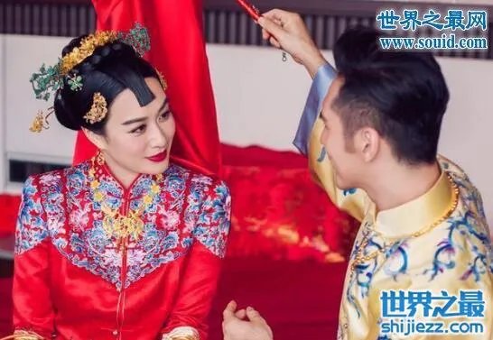 张伦硕真的爱钟丽缇吗，相差12岁的姐弟恋遭质疑 