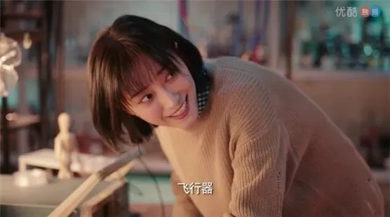 郑爽替身妍妍图片背景资料微博名字曝光 因为这一点成为好朋友