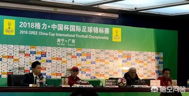 李毅微博发怒后，再发文“没有国家荣誉感就不配代表国家队出战”，你怎么看？