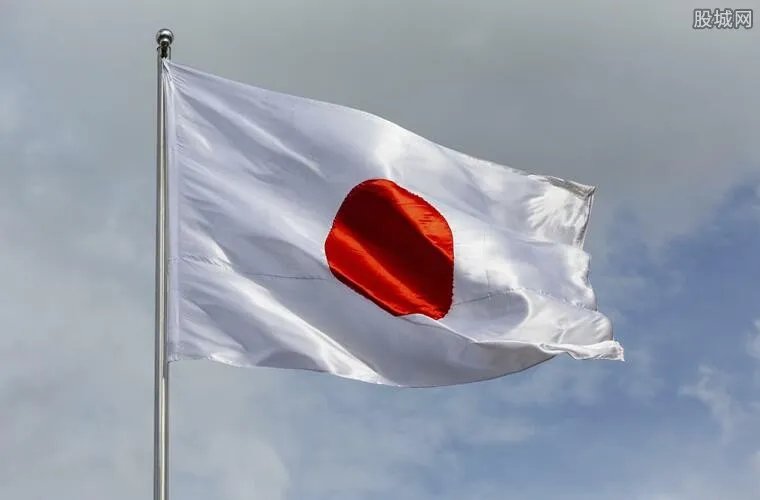 日本考虑全面禁止外国人入境 该国或再次宣布紧急状态