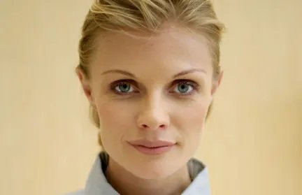 自体骨隆鼻价格