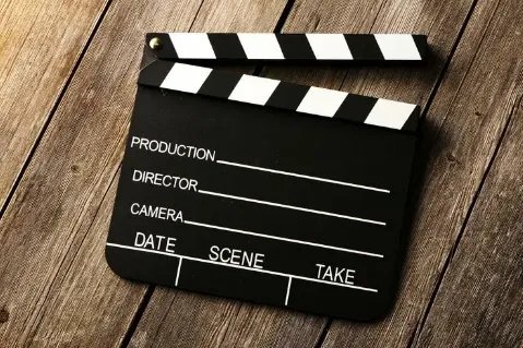 国家对影视行业发布了限薪令，你怎么看待这件事？