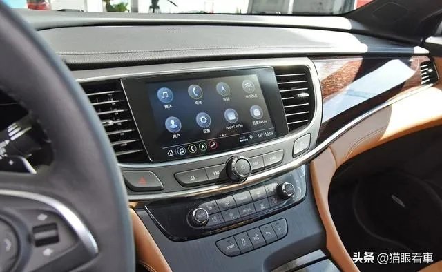 2013款的别克君越内饰,你认为放到如今属于什么档次?