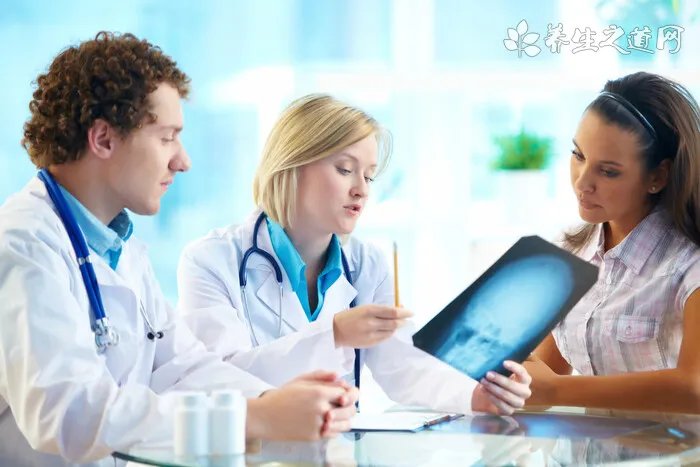 很多人吃河粉后中毒，高温都无法消灭的毒素，要高度警惕3类食物