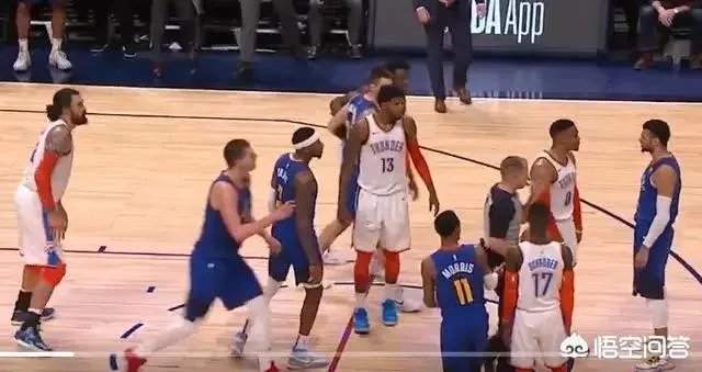 掘金穆雷和谁争首发