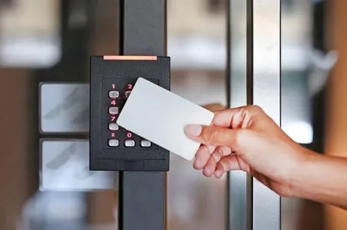 门禁卡可以配吗