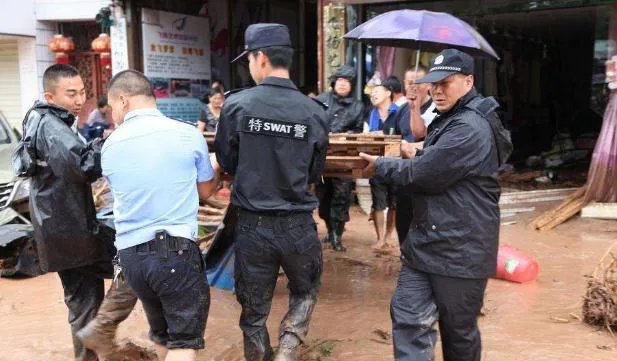 云南暴雨或破纪录 景洪等地一天下完一月的雨