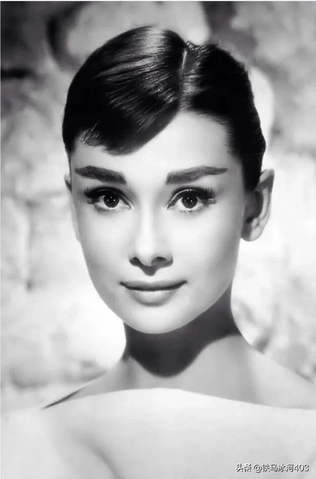 你有没有收藏奥黛丽赫本的经典照片？