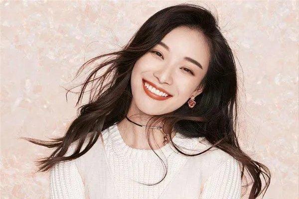 倪妮刮毛门指的是什么事件 出道之前的不雅照