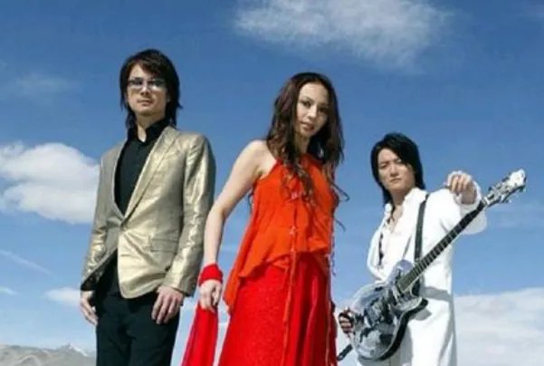 飞儿乐团F.I.R经典歌曲top10：《月牙湾》上榜，第二好听到怀孕