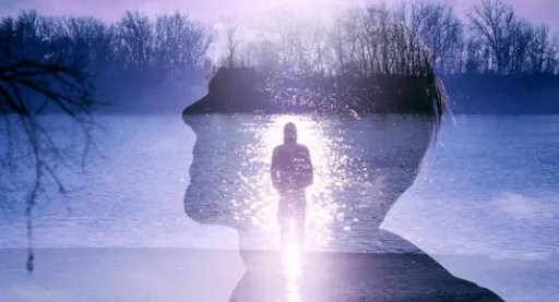 摄影中，什么叫2次曝光？