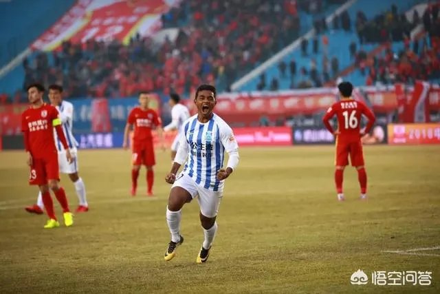 长春亚泰VS广州富力，比赛用时为什么达到了103分钟？