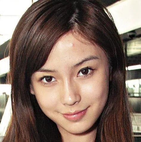 angelababy素颜照片大曝光 网友被吓傻
