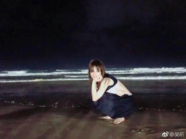 吴昕微博晒自拍并附文“拍出全智贤的感觉了吗”，你怎么看？