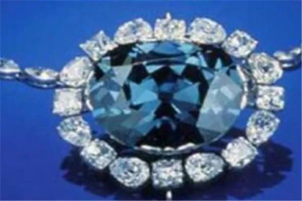 世界著名的十大钻石 希望之钻上榜，库里南基本上无可挑剔