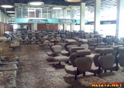 再也回不去的美好时光 瓦罗莎：被世界遗弃的阴暗角落