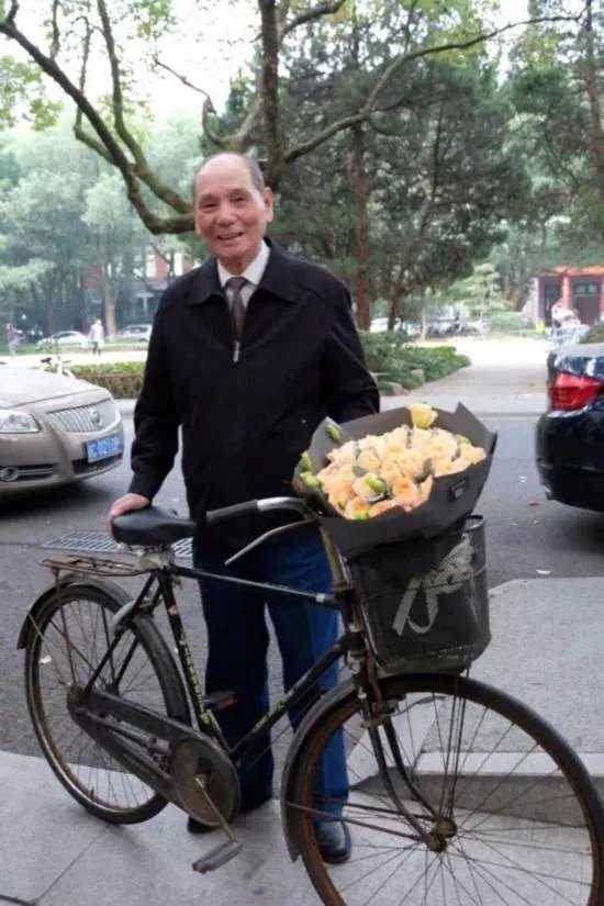 蒋克铸老教授是一个怎样的人