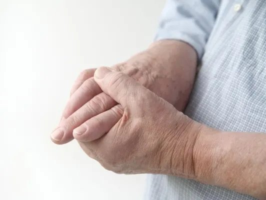 如何预防指端皮炎复发