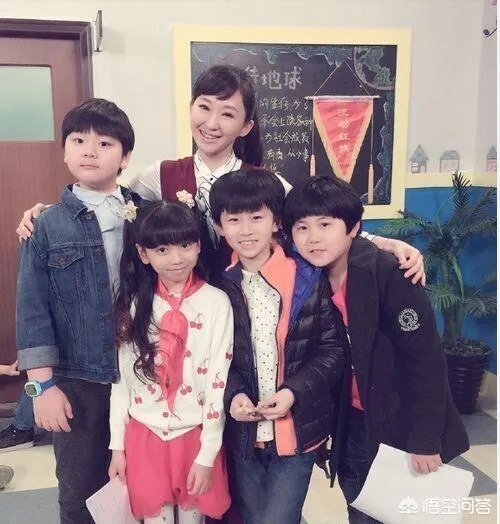 如何评价“小鹿姐姐”主持人郏捷?