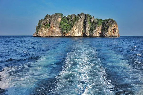 自封小岛6万年,见外人就杀的森提奈人,究竟是怎样的存在?