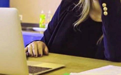 汽车销售顾问岗位职责