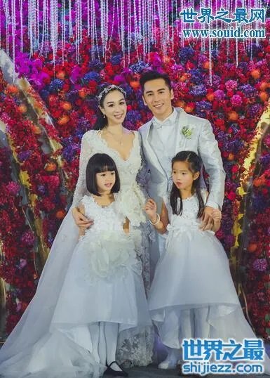 张伦硕真的爱钟丽缇吗，相差12岁的姐弟恋遭质疑 