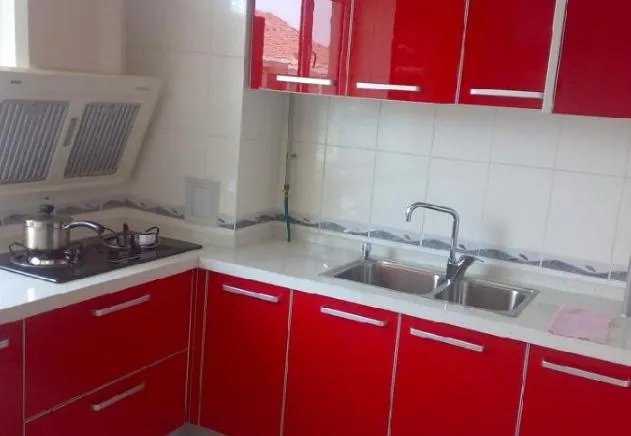 uv橱柜门板优缺点分析 uv橱柜门板价格是多少